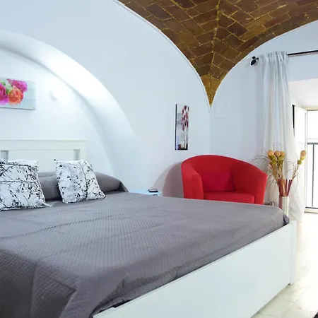 Апартаменты O' Vascio House *